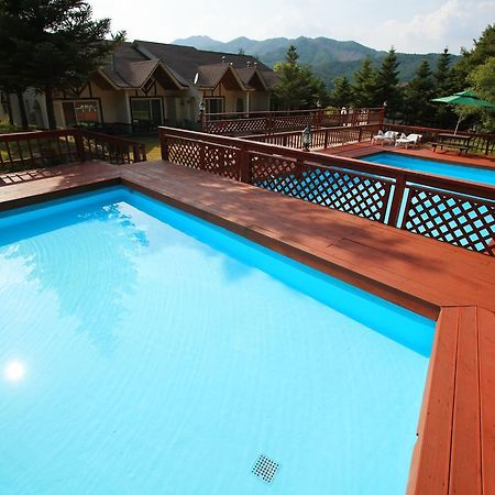 Pyeongchang Iris Pension Exterior photo